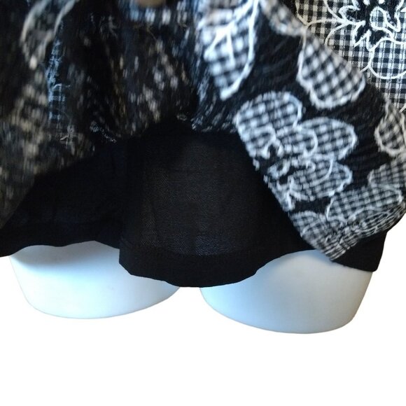 INC International Concepts Women’s Medium Black Floral Lace Halter Top Blouse - Picture 3 of 5